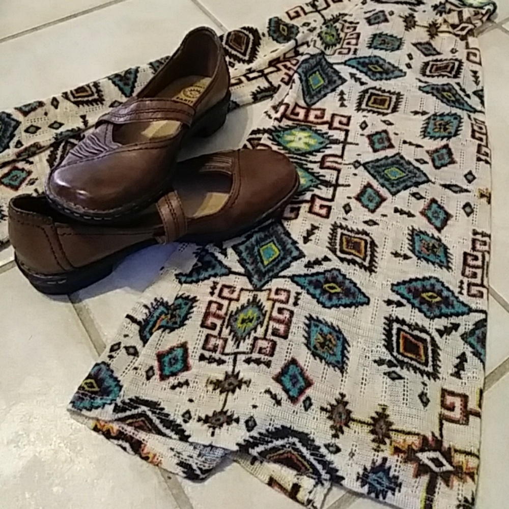NWOT Tribal print cardigan